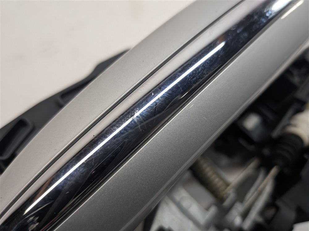 Thumbnail 10: 2009-2018 BMW 5 7 SERIES (F01 F02 F10) REAR LEFT COMFORT DOOR HANDLE (Silver)