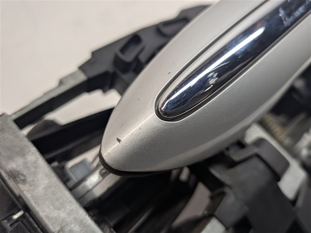 Thumbnail 9: 2009-2018 BMW 5 7 SERIES (F01 F02 F10) REAR LEFT COMFORT DOOR HANDLE (Silver)