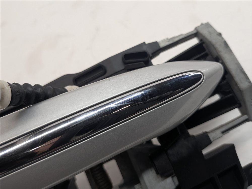Thumbnail 7: 2009-2018 BMW 5 7 SERIES (F01 F02 F10) REAR RIGHT COMFORT DOOR HANDLE (Silver)