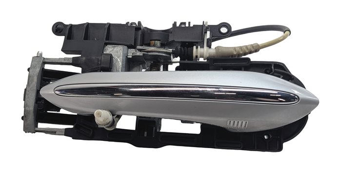 Thumbnail 2: 2009-2018 BMW 5 7 SERIES (F01 F02 F10) FRONT RIGHT COMFORT DOOR HANDLE (Silver)