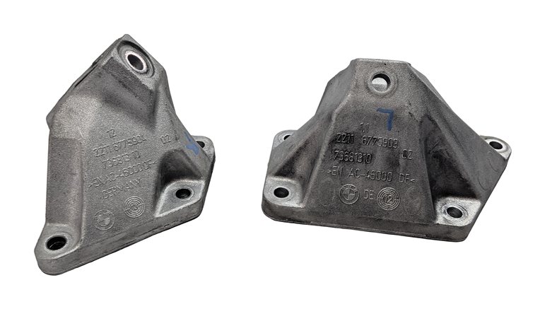 Thumbnail 2: 2014 BMW 550I (F10) 4.4L (N63) ENGINE MOTOR MOUNT SUPPORT BRACKET SET/2