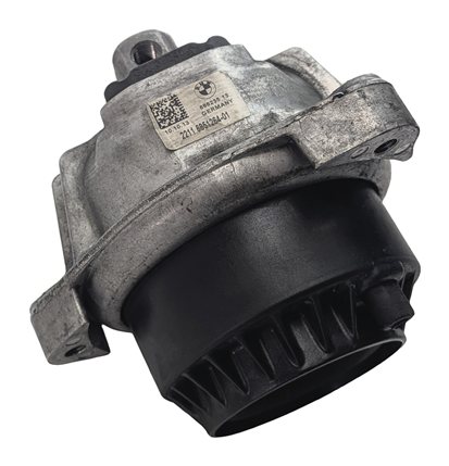 Thumbnail 3: 2014 BMW 550I (F10) 4.4L (N63) ENGINE RIGHT MOTOR MOUNT SUPPORT