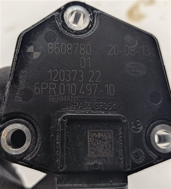 Thumbnail 7: 2014 BMW 550I (F10) 4.4L (N63) ENGINE OIL LEVEL SENSOR