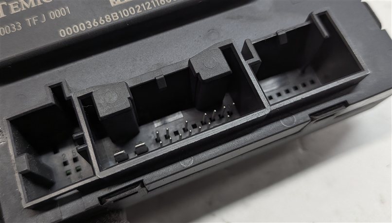 Thumbnail 4: 2012 AUDI Q7 (4L) MULTIFUNCTION BODY COMFORT CONTROL MODULE COMPUTER CCM