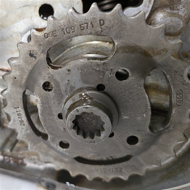 Thumbnail 7: 12-15 AUDI A6 A7 Q7 (C7 4G8 4L) 3.0L SUPERCHARGED ENGINE LEFT CYLINDER HEAD