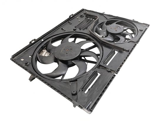 Thumbnail 4: 11-15 AUDI Q7 (4L) 3.0L ENGINE RADIATOR COOLING FAN (FOR MODELS w/ HITCH OPTION)