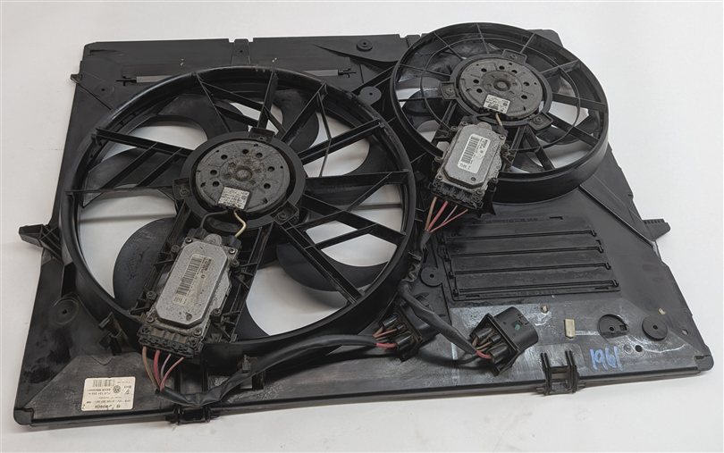 Thumbnail 5: 11-15 AUDI Q7 (4L) 3.0L ENGINE RADIATOR COOLING FAN (FOR MODELS w/ HITCH OPTION)