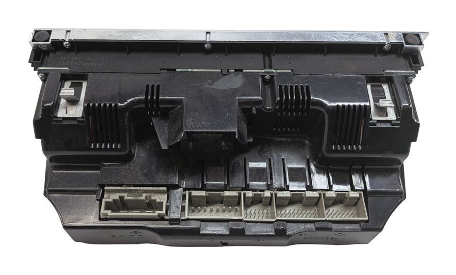 Thumbnail 5: 2012 AUDI Q7 (4L) FRONT HEATER A/C TEMPERATURE CLIMATE CONTROL (HEATED SEATS)