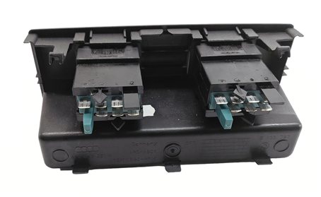 Thumbnail 4: 2012 AUDI Q7 (4L) REAR CENTER CONSOLE STORAGE BIN w/ SEAT HEATING SWITCH PANEL