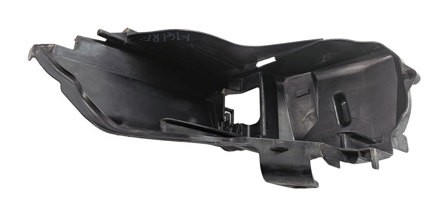 Thumbnail 2: 2012 AUDI Q7 (4L) FRONT RIGHT PASSENGER HEADLIGHT MOUNT BRACKET