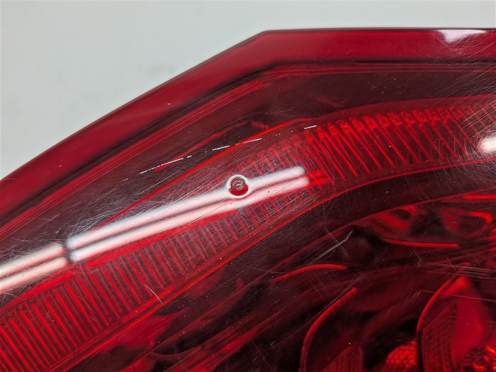 Thumbnail 10: 2010-2015 AUDI Q7 (4L) REAR RIGHT PASSENGER TAILLIGHT BRAKE LIGHT LAMP (LED)