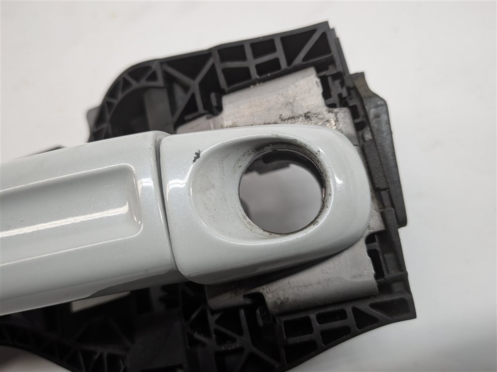 Thumbnail 6: 2007-2015 AUDI Q7 (4L) FRONT LEFT DRIVER KEYLESS EXTERIOR DOOR HANDLE (White)