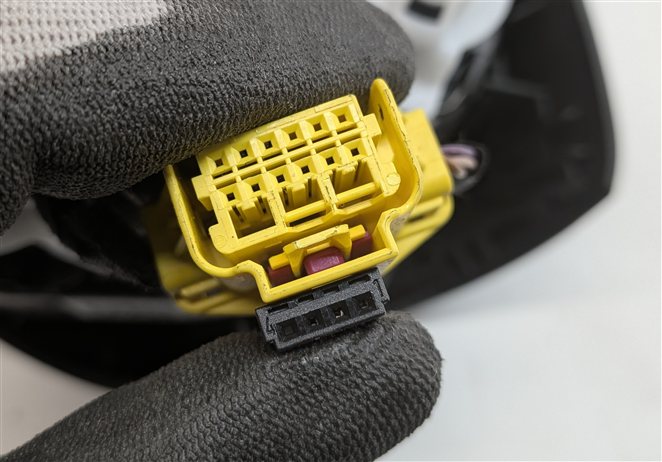 Thumbnail 8: 2011-2015 AUDI Q7 (4L) LEFT DRIVER STEERING WHEEL SRS AIRBAG AIR BAG (BLACK)