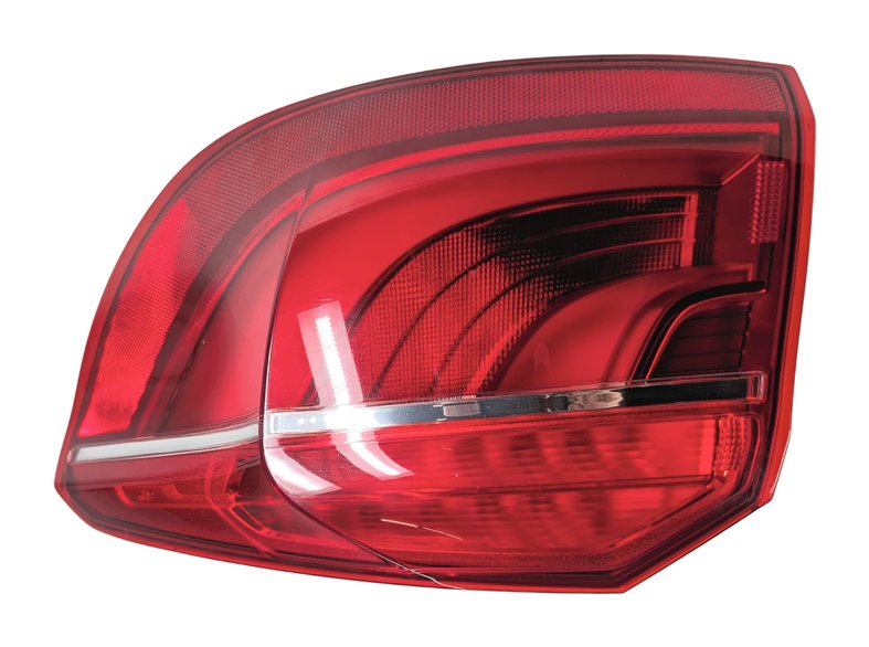 15-19 BMW X6 X6M (F16 F86) REAR RIGHT PASSENGER OUTER TAILLIGHT BRAKE LIGHT LAMP