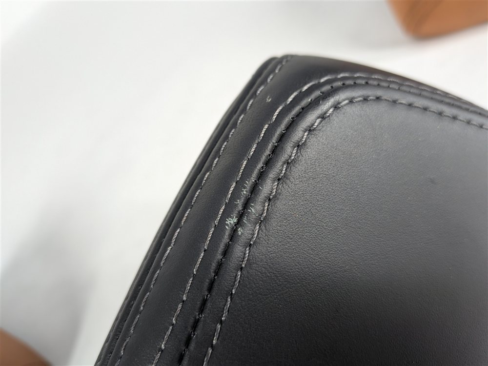 Thumbnail 5: 2015-2019 BMW X6 (F16) REAR SEAT HEADREST SET/3 COGNAC & BLACK NAPPA LEATHER