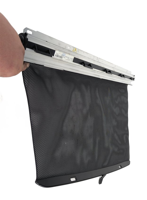 2015 BMW X6 (F16) REAR LEFT DOOR WINDOW SUN SHADE SUNSHADE ROLLER BLIND