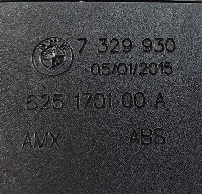 Thumbnail 5: 2015 BMW X6 (F16) REAR SEAT SEATBELT BUCKLE RECEIVER SET/3 (Black)