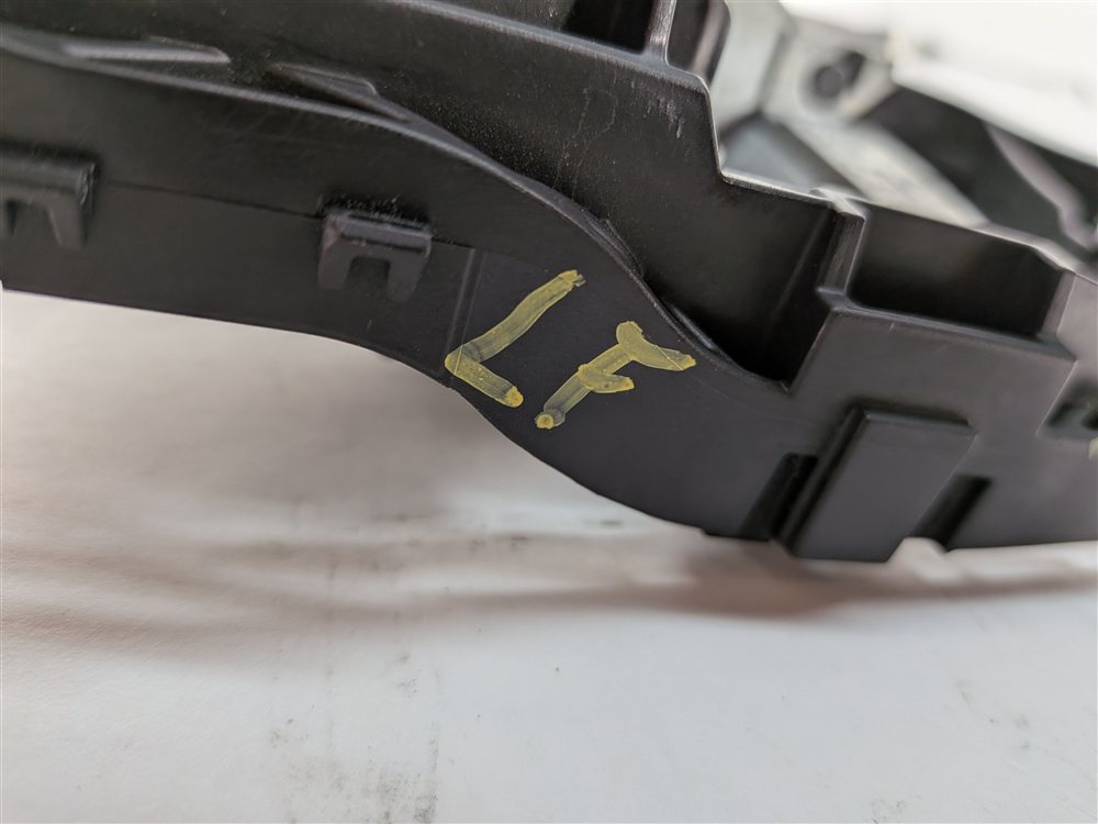 Thumbnail 5: 14-21 BMW X1 X2 X5 X6 (F15 F16 F39 F48) FRONT LEFT COMFORT DOOR HANDLE (Black)