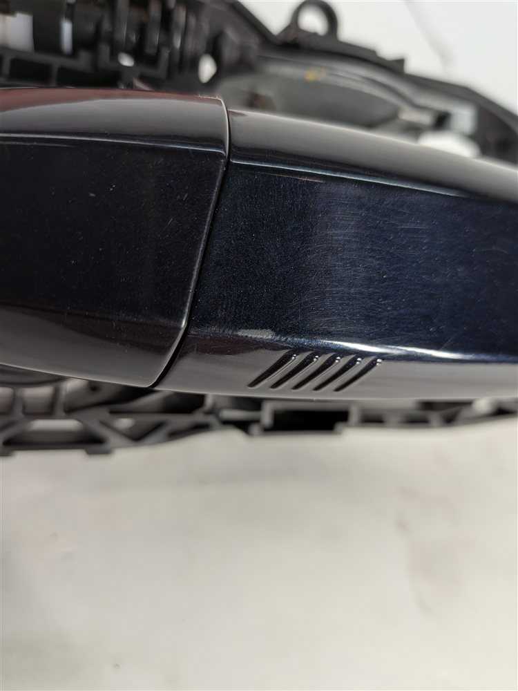 Thumbnail 8: 14-21 BMW X1 X2 X5 X6 (F15 F16 F39 F48) FRONT LEFT COMFORT DOOR HANDLE (Black)