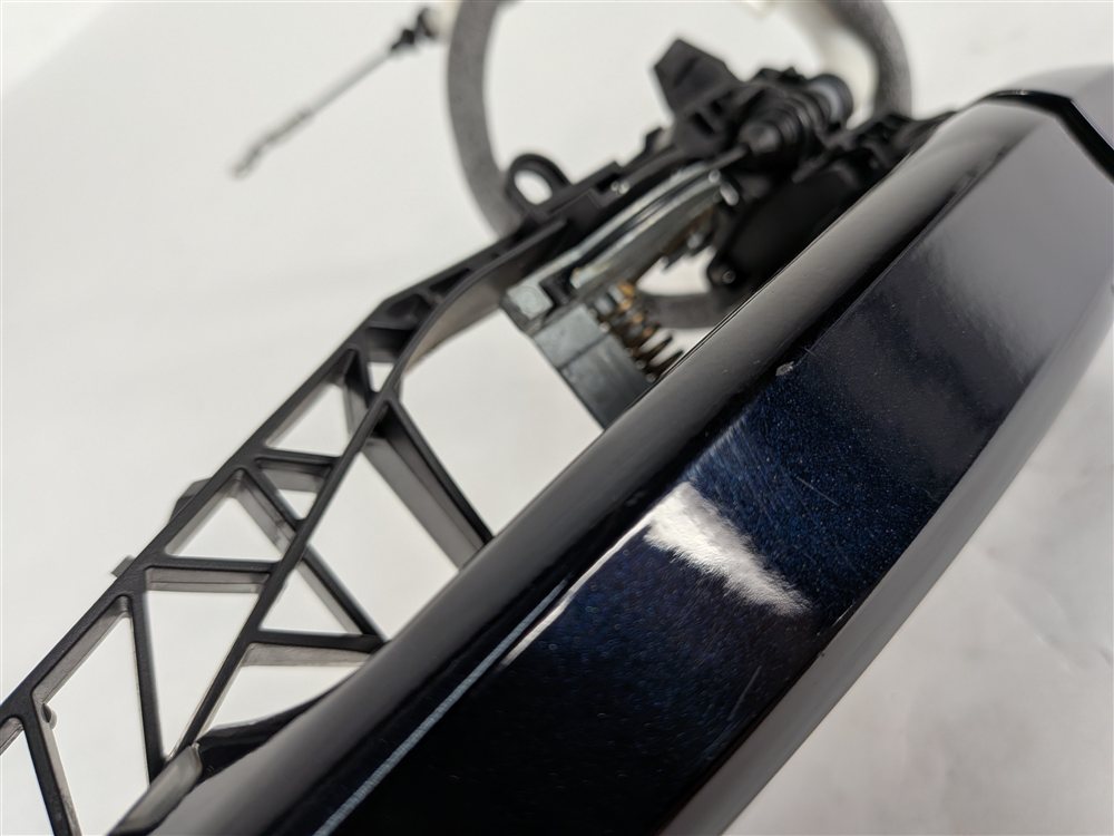 Thumbnail 6: 14-21 BMW X1 X2 X5 X6 (F15 F16 F39 F48) FRONT RIGHT COMFORT DOOR HANDLE (Black)