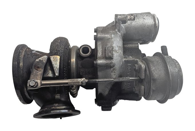 Thumbnail 1: 2013-2019 BMW 550i 550iGT 650i 750i X5 X6 4.4L N63 ENGINE LEFT TURBOCHARGER
