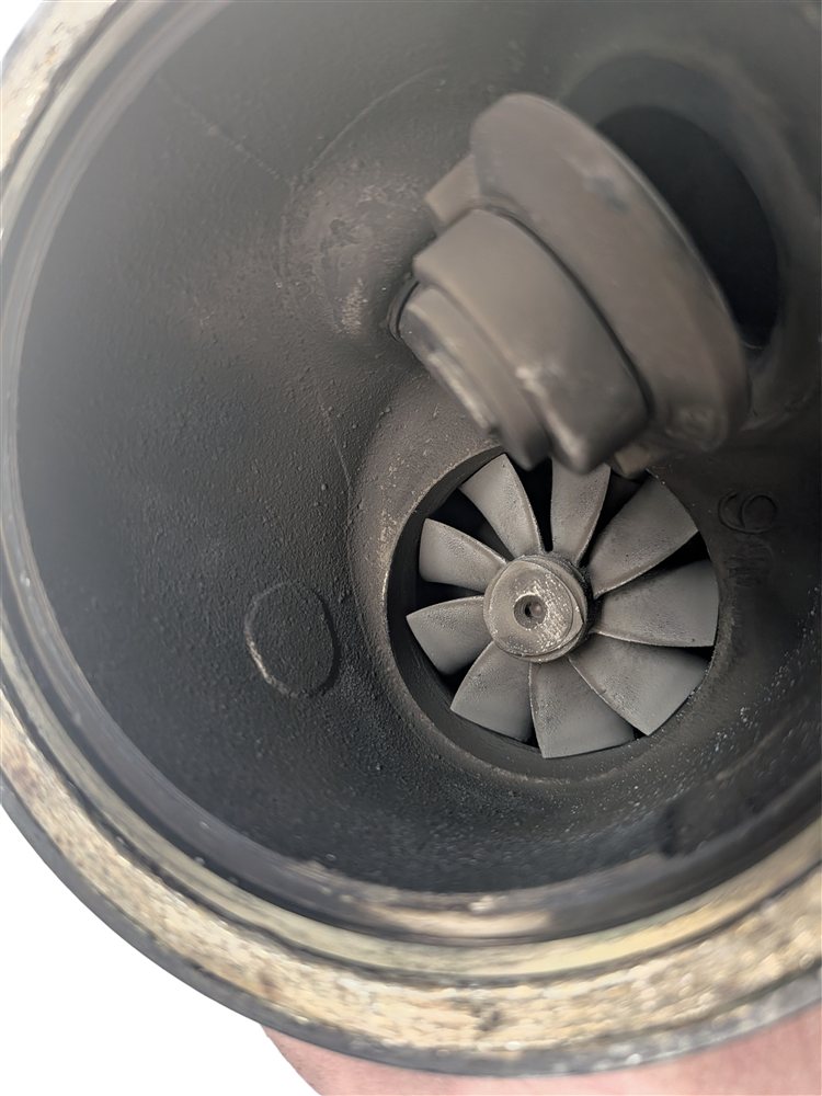 Thumbnail 6: 2013-2019 BMW 550i 550iGT 650i 750i X5 X6 4.4L N63 ENGINE LEFT TURBOCHARGER