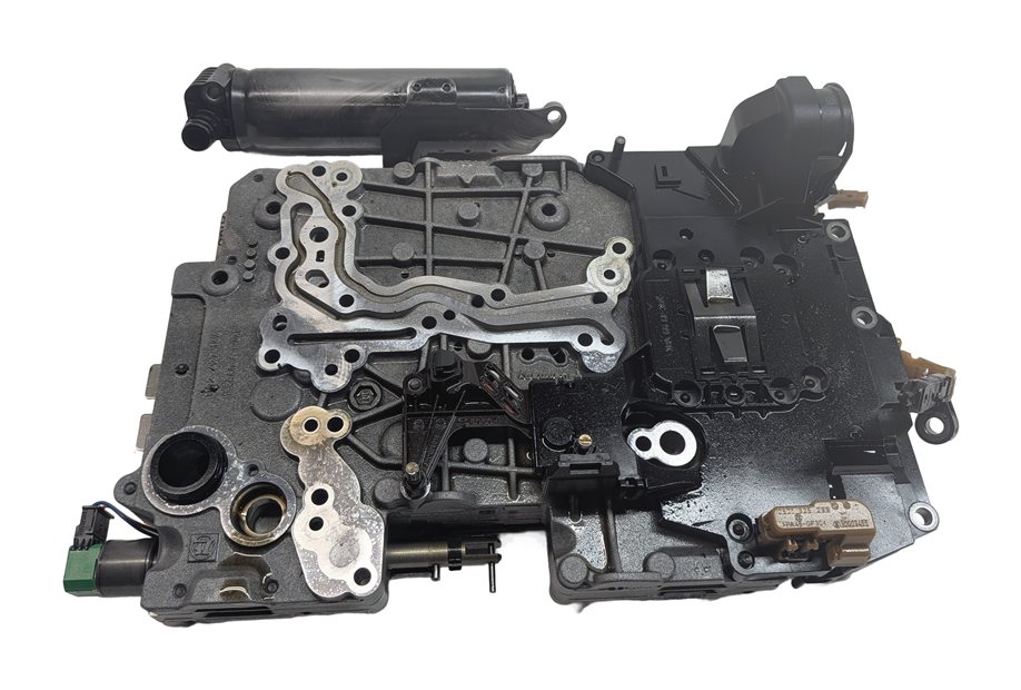 2015 BMW X5 X6 (F15 F16) 4.4L AUTOMATIC TRANSMISSION VALVE BODY MECHATRONIC UNIT