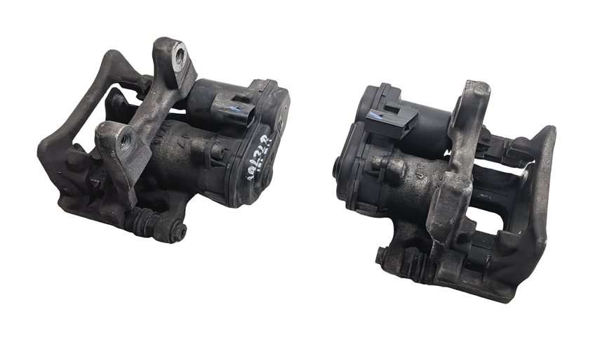 Thumbnail 6: 16-18 AUDI Q3 8U REAR LEFT & RIGHT BRAKE CALIPER SET 2 w/ PARKING BRAKE ACTUATOR