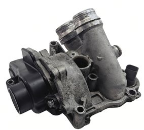 Thumbnail 3: 2016 AUDI Q3 (8U) 2.0L (CCTA) ENGINE WATER COOLANT PUMP w/THERMOSTAT HOUSING
