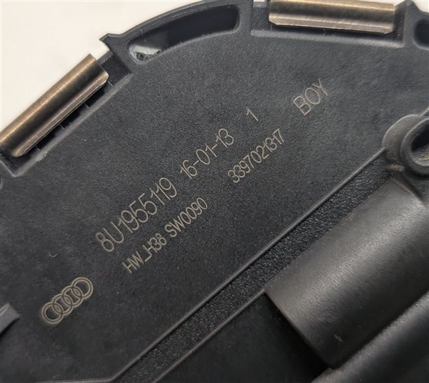 Thumbnail 9: 2015-2018 AUDI Q3 (8U) FRONT WINDSHIELD WIPER MOTOR