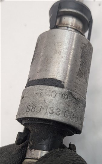Thumbnail 6: 08-17 AUDI A3 A4 A5 A6 Q5 TT (8P B8 8K 8T 8R MK2 C7) 2.0L FSI FUEL INJECTOR SET4