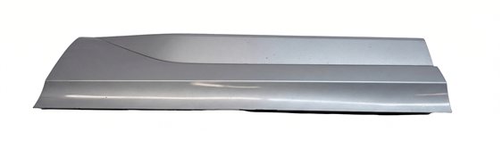 Thumbnail 2: 2016-2018 AUDI Q3 (8U) REAR LEFT DOOR LOWER MOULDING RUNNER TRIM (Silver)