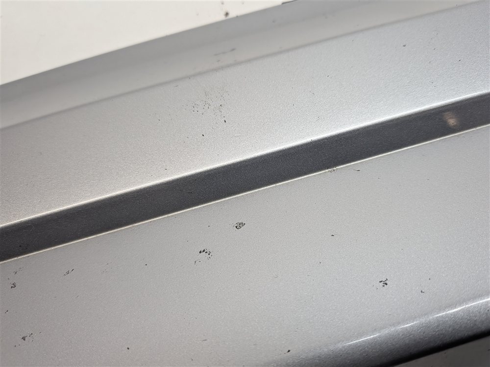Thumbnail 8: 2016-2018 AUDI Q3 (8U) REAR LEFT DOOR LOWER MOULDING RUNNER TRIM (Silver)