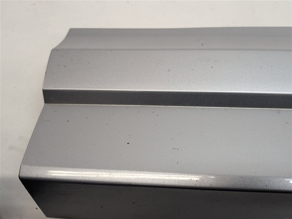 Thumbnail 9: 2016-2018 AUDI Q3 (8U) REAR LEFT DOOR LOWER MOULDING RUNNER TRIM (Silver)