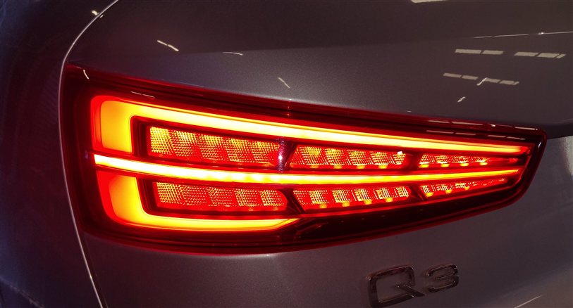 Thumbnail 2: 2015-2018 AUDI Q3 (8U) REAR LEFT DRIVER TRUNK LED TAILLIGHT BRAKE LIGHT LAMP