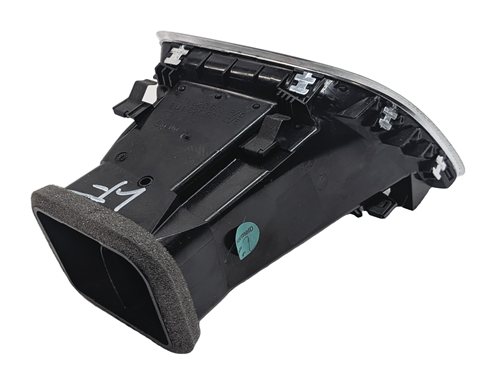 Thumbnail 4: 2016 AUDI Q3 (8U) FRONT LEFT DRIVER DASH HEAT AIR AC VENT (Black)