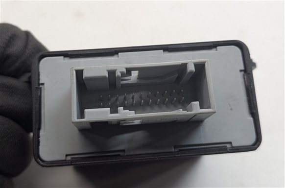 Thumbnail 5: 2016 AUDI Q3 (8U) XENON HID HEADLIGHT RANGE CONTROL LEVELING MODULE COMPUTER