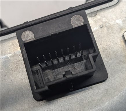 Thumbnail 16: 2016-2018 AUDI Q3 (8U) 2.0L CCTA TURBO ENGINE ECM BCM IMMOBILIZER MODULE KEY SET