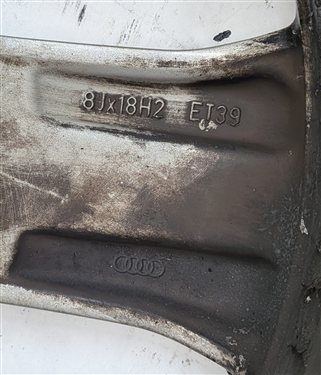 Thumbnail 4: 2012 AUDI A6 (4G C7) 18x8 ALUMINUM ALLOY 5-SPOKE WHEEL RIM ET39