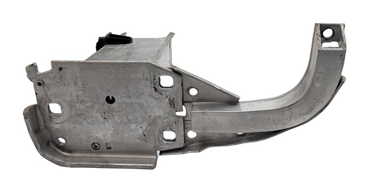Thumbnail 2: 2012-2018 AUDI A6 A7 S6 S7 RS7 (C7 4G8) FRONT LEFT DRIVER BUMPER MOUNT BRACKET