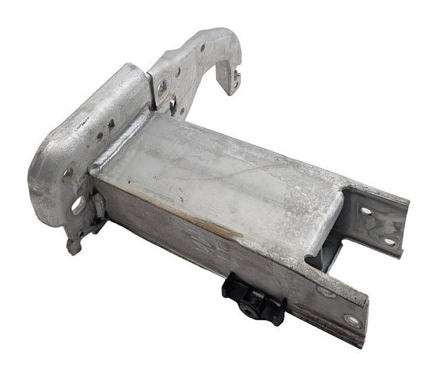 Thumbnail 4: 2012-2018 AUDI A6 A7 S6 S7 RS7 (C7 4G8) FRONT LEFT DRIVER BUMPER MOUNT BRACKET