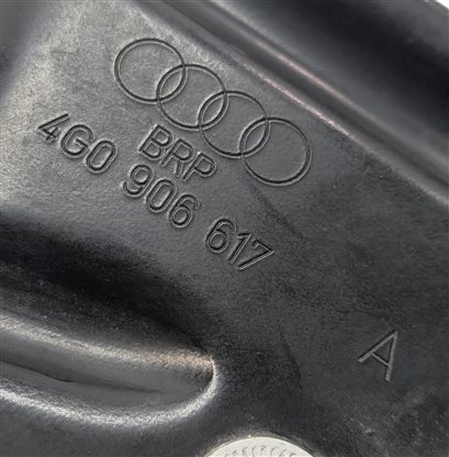 Thumbnail 7: 2012 AUDI A6 (C7 4G) 3.0L SUPER (CGXB) ENGINE SECONDARY SMOG AIR INJECTION PUMP
