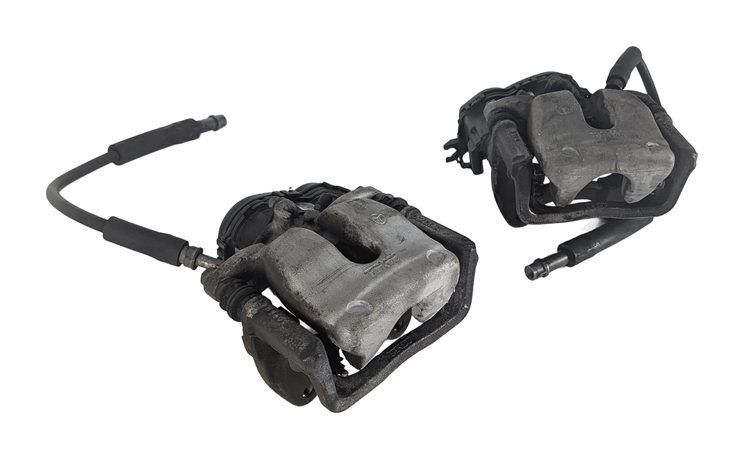 13-20 MERCEDES B250 GLA250 W246 X156 FRONT LEFT & RIGHT BRAKE CALIPER SET/2