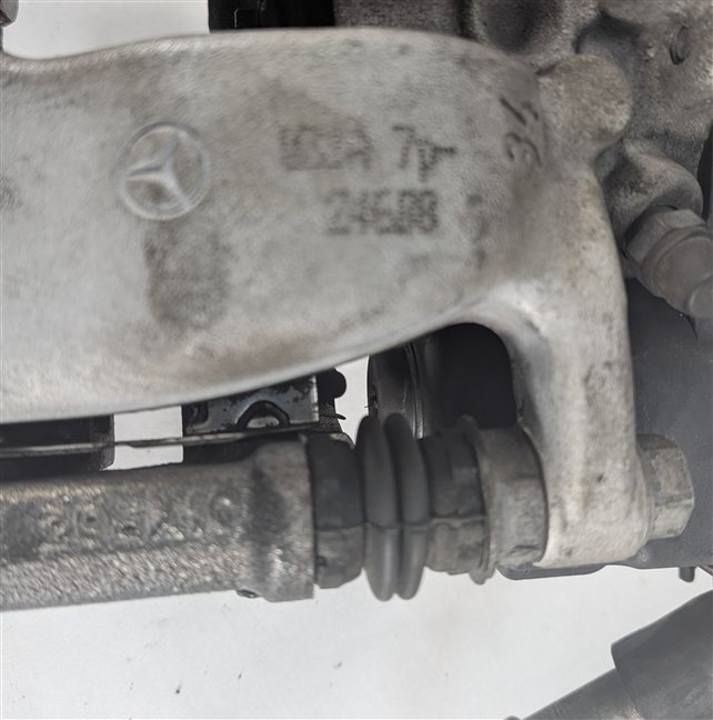 Thumbnail 11: 13-20 MERCEDES B250 GLA250 W246 X156 FRONT LEFT & RIGHT BRAKE CALIPER SET/2