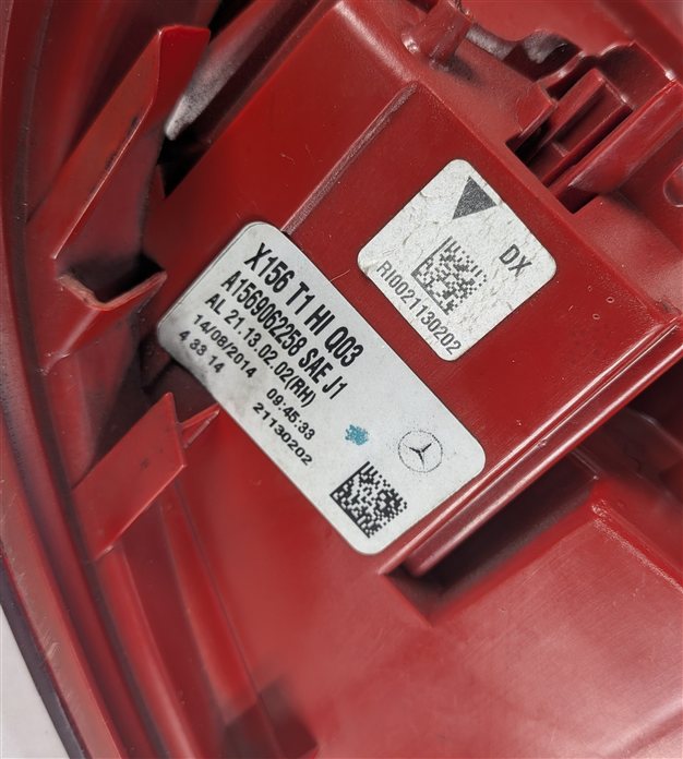 Thumbnail 8: 15-17 MERCEDES GLA250 GLA45 X156 REAR RIGHT QUARTER OUTER LED TAIL LIGHT LAMP