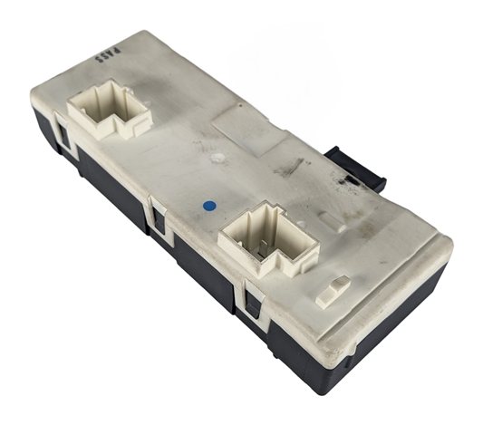 16 MERCEDES GLA250 (X156) REAR TRUNK TAILGATE LIFTGATE HATCH LIFT CONTROL MODULE