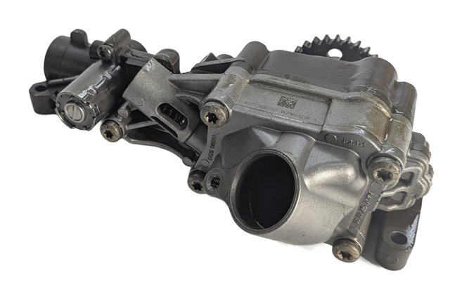 Thumbnail 3: 2015 MERCEDES GLA250 (X156) 2.0L (270.920) ENGINE OIL FLUID PUMP ASSEMBLY
