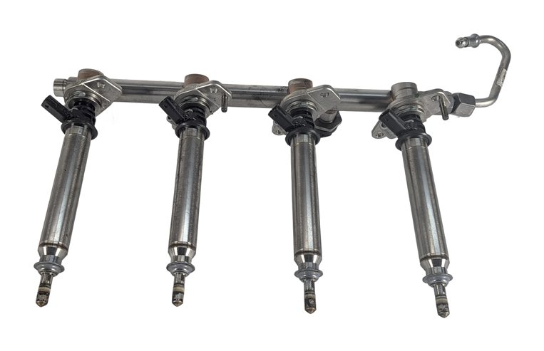 Thumbnail 4: 2015 MERCEDES GLA250 (X156) 2.0L (270.920) ENGINE FUEL INJECTOR w/ RAIL SET/4