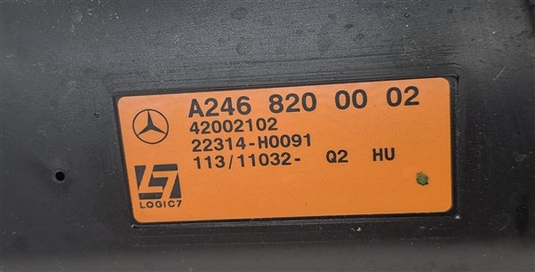 Thumbnail 7: 2015 MERCEDES GLA250 (X156) HARMAN KARDON LOGIC 7 REAR TRUNK SUBWOOFER SPEAKER
