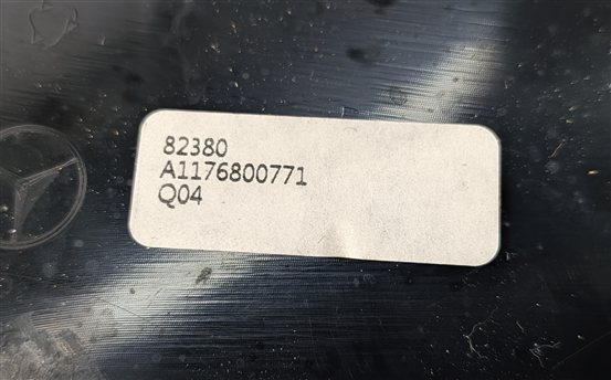 Thumbnail 6: 2015 MERCEDES GLA250 (X156) FRONT CENTER DASH HEAT AIR AC VENT TRIM BEZEL SILVER